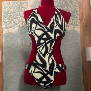 RED CARTER one l-piece swimming suit